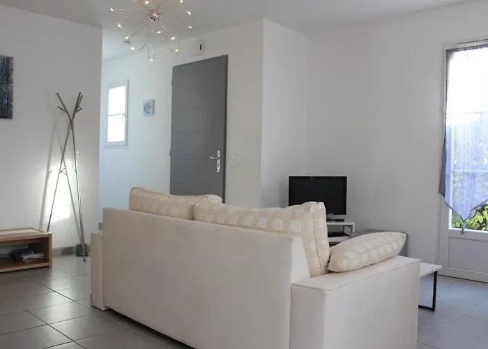 בית נופש Maison Pres De La Avec Jardin, Parking, 6 Couchages, Wifi - - Fr-1-246a-155